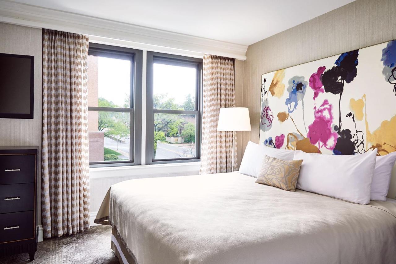 The Raphael Hotel, Autograph Collection 4* Kansas City